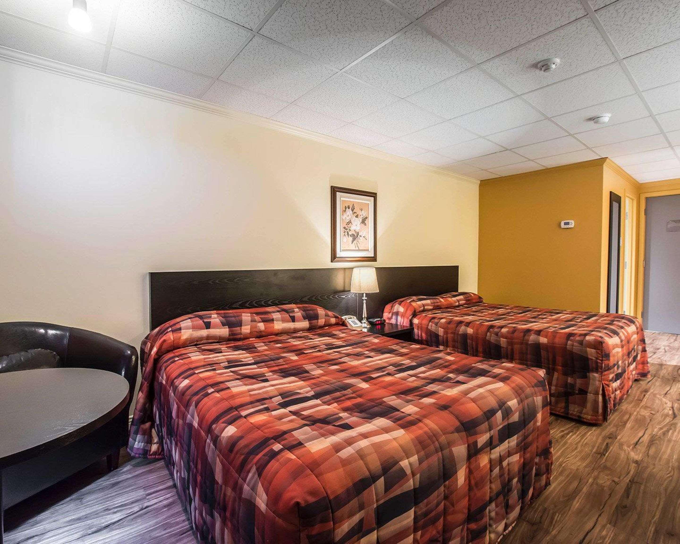 Econo Lodge Inn & Suites Montmagny Dış mekan fotoğraf