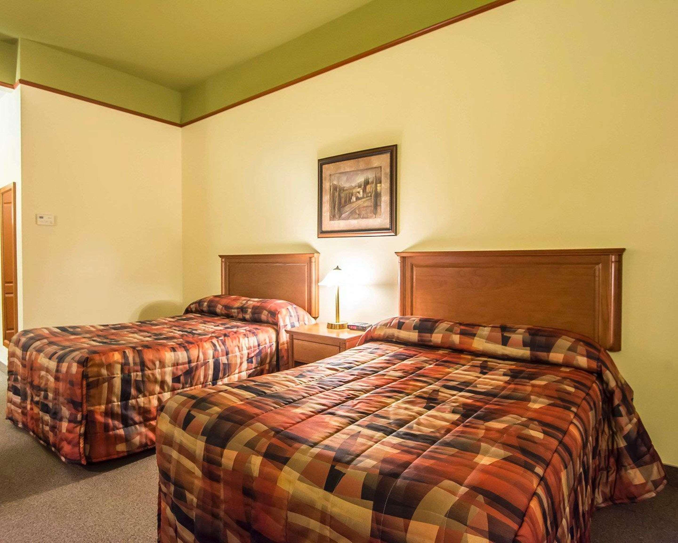 Econo Lodge Inn & Suites Montmagny Dış mekan fotoğraf