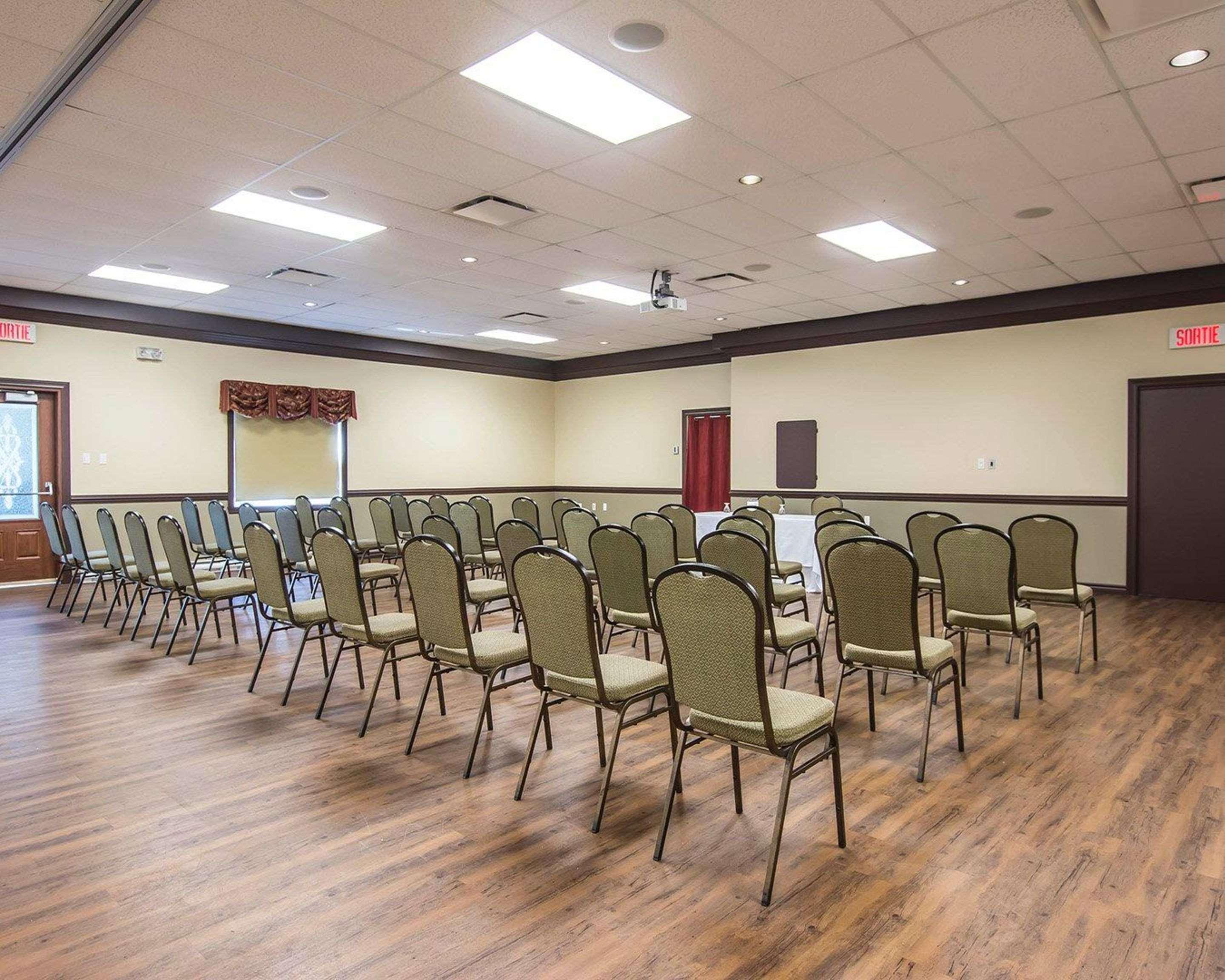 Econo Lodge Inn & Suites Montmagny Dış mekan fotoğraf