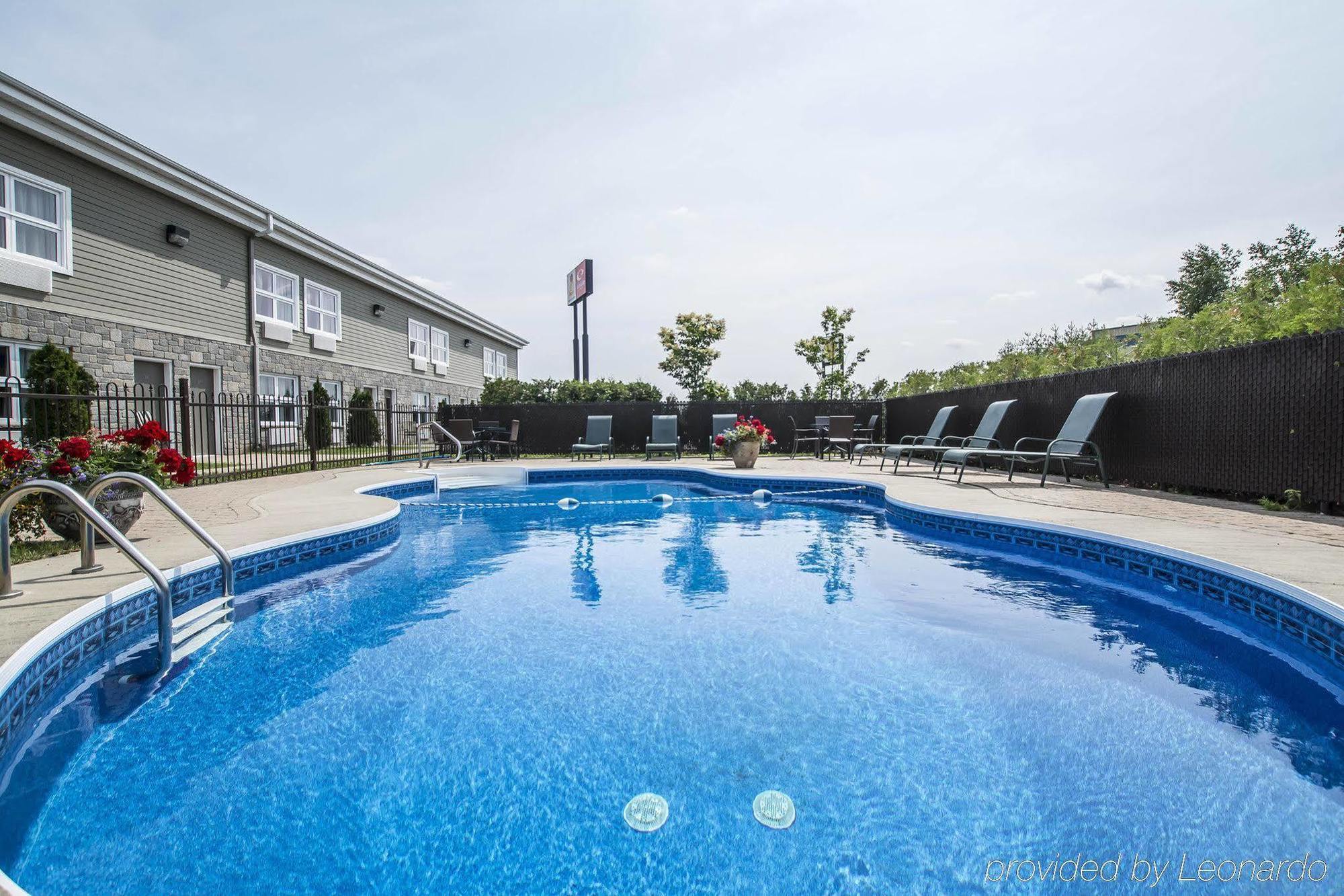 Econo Lodge Inn & Suites Montmagny Dış mekan fotoğraf
